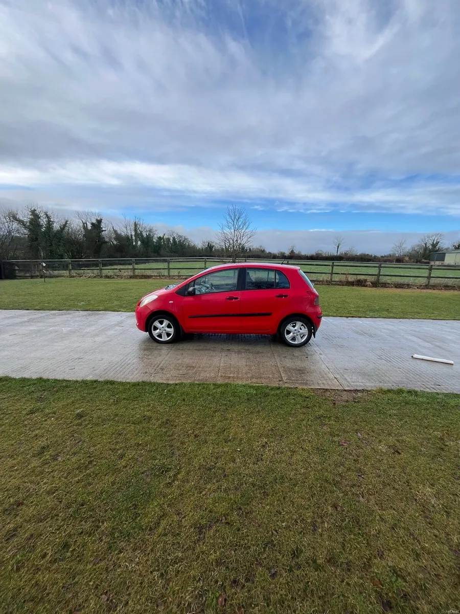 Toyota Yaris - Image 1
