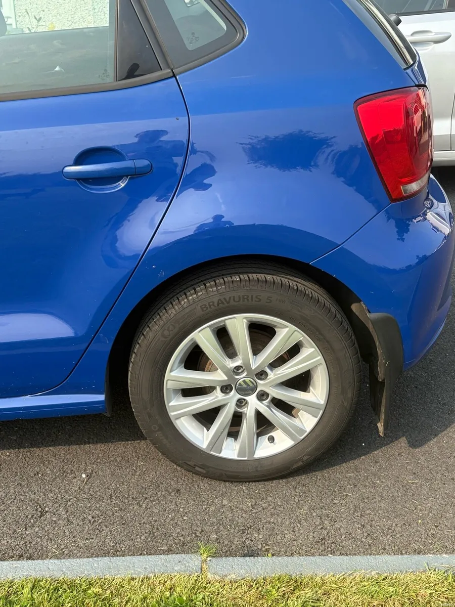 Volkswagen polo - Image 4