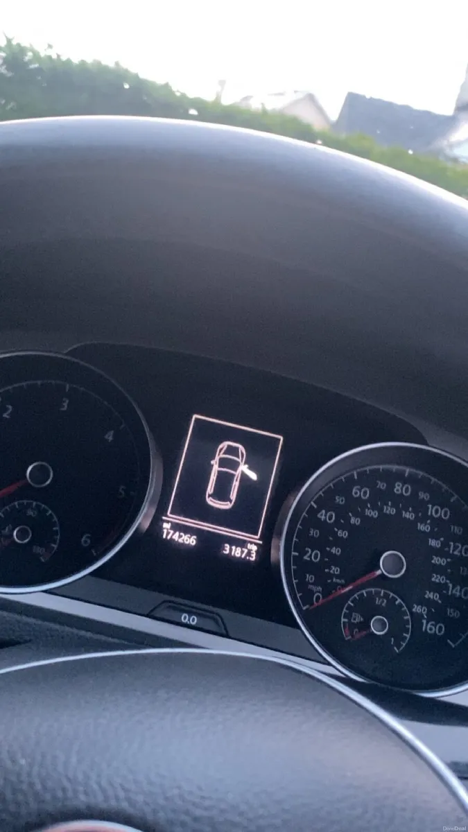 Volkswagen Golf 2014 - Image 3