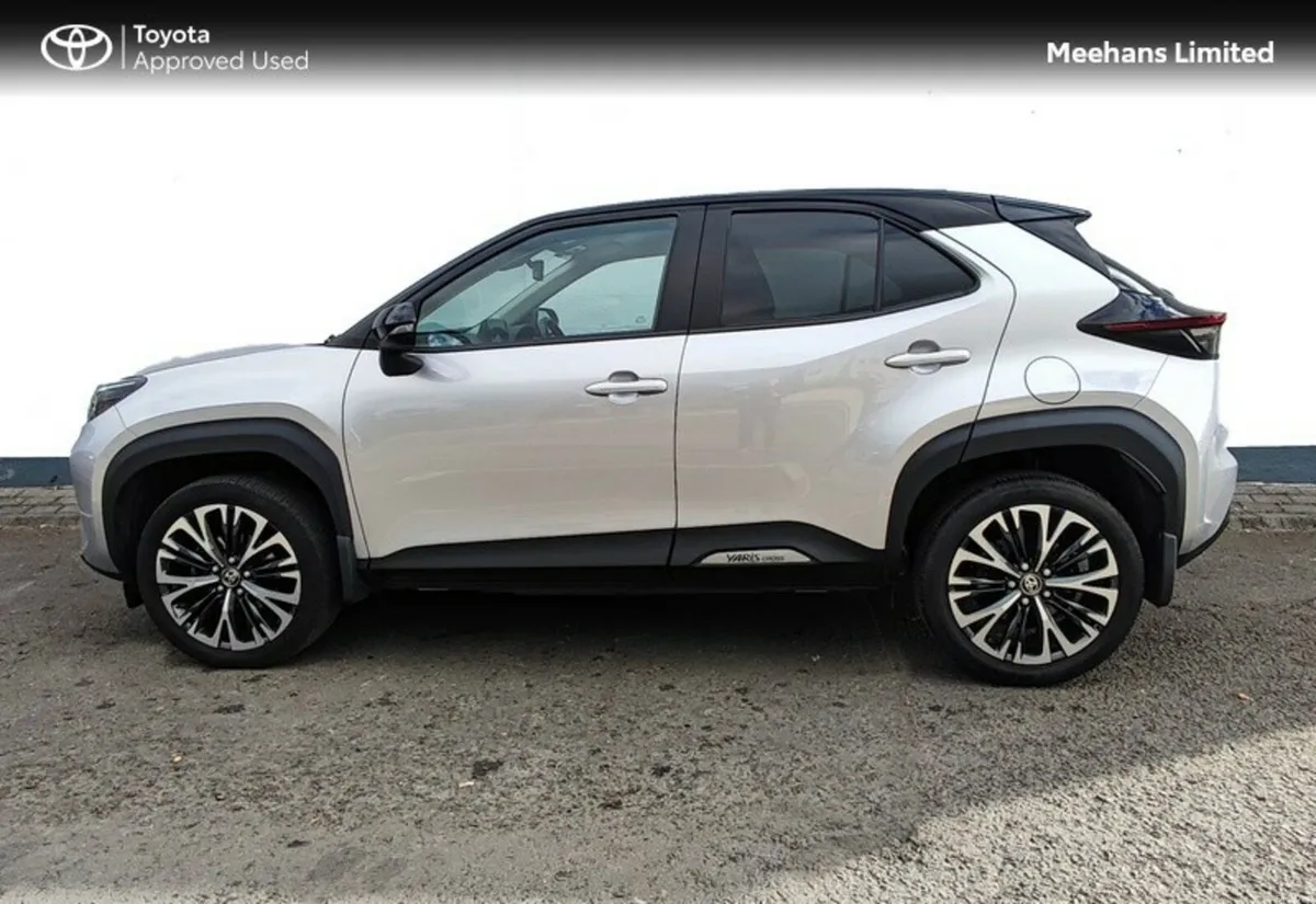 Toyota Yaris Cross YARIS CROSS SOL - Image 3