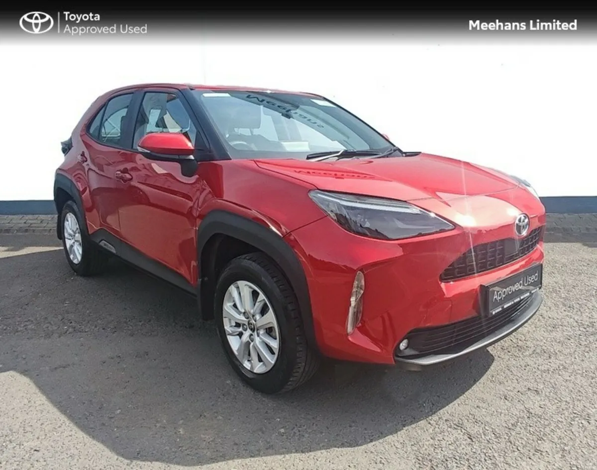 Toyota Yaris Cross YARIS CROSS LUNA - Image 1