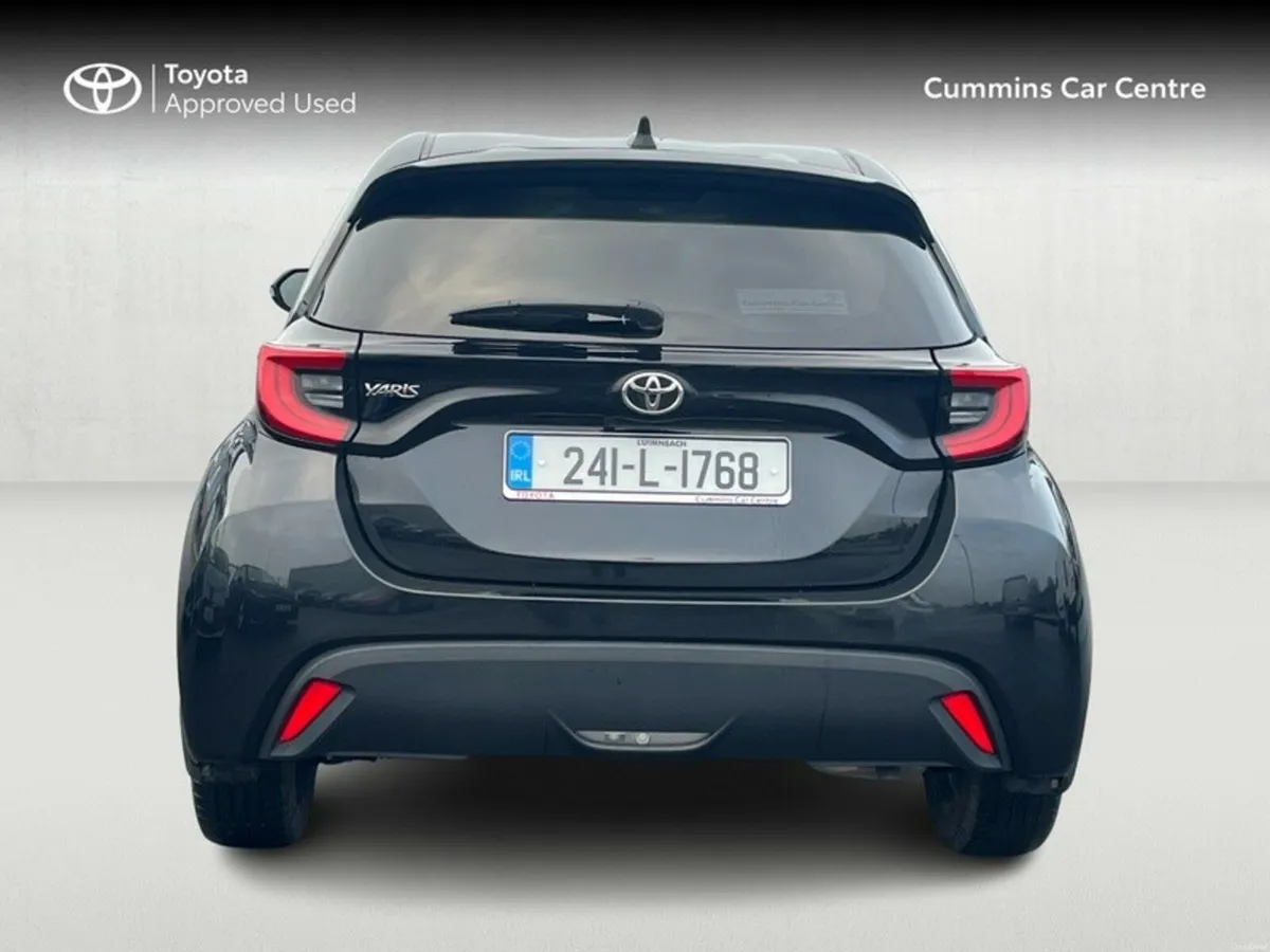 Toyota Yaris YARIS 1.5 LUNA SPORT - Image 4