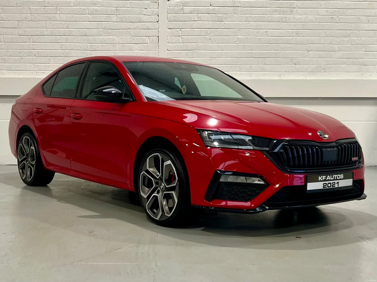 Skoda Octavia VRS 1.4TSI PHEV 245bhp 5dr DSG Auto - Image 3