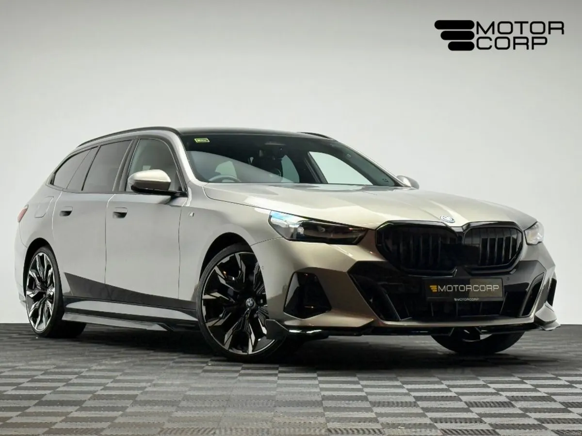BMW 5-Series 530E M SPORT - Image 1