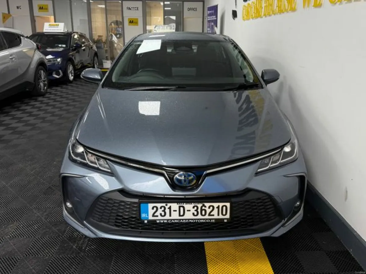 Toyota Corolla Luna Saloon 4DR Auto - Image 2