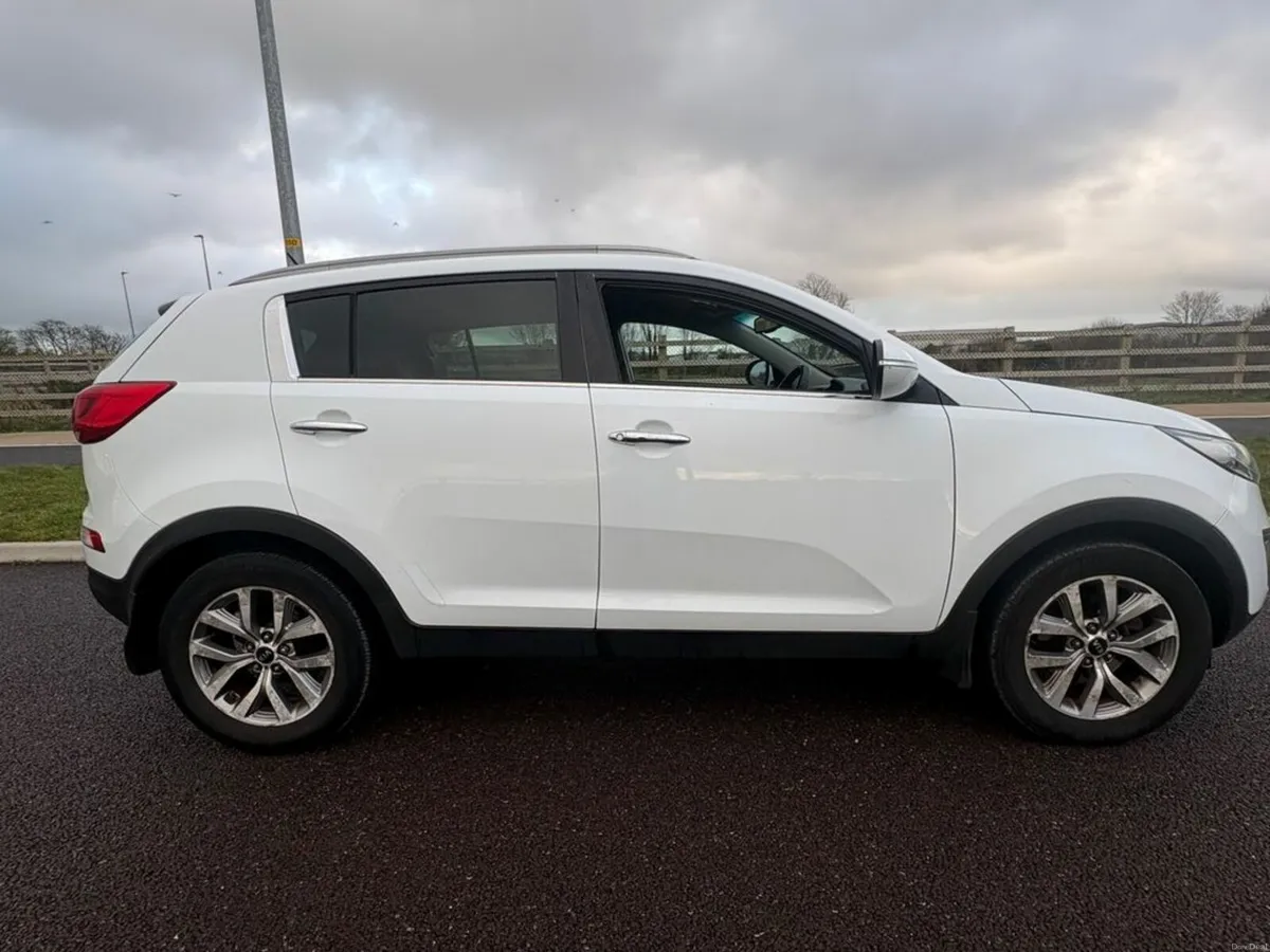Kia Sportage 1.7 EXL 4DR - Image 1