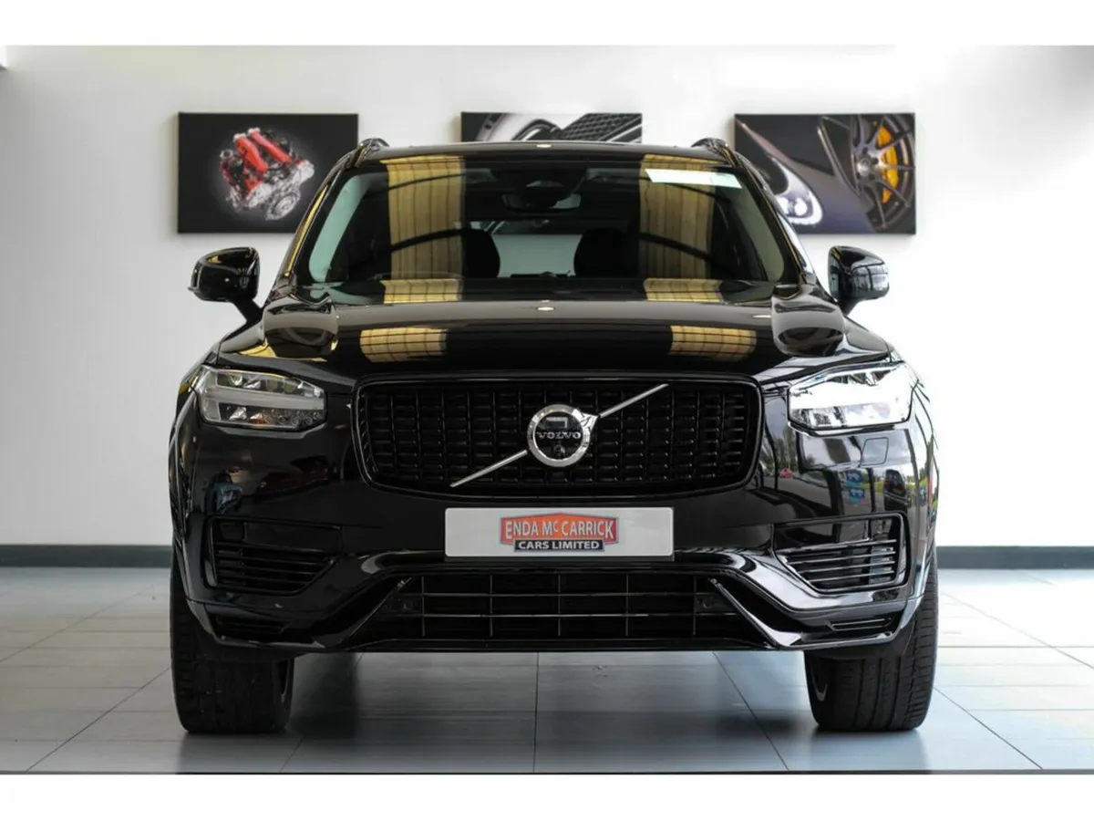 Volvo XC90 RECHARGE T8 ULTIMATE DARK AWD - Image 4