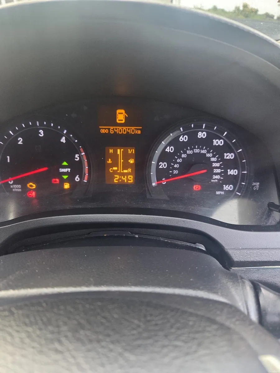 2012Toyota Avensis Estate - Image 3