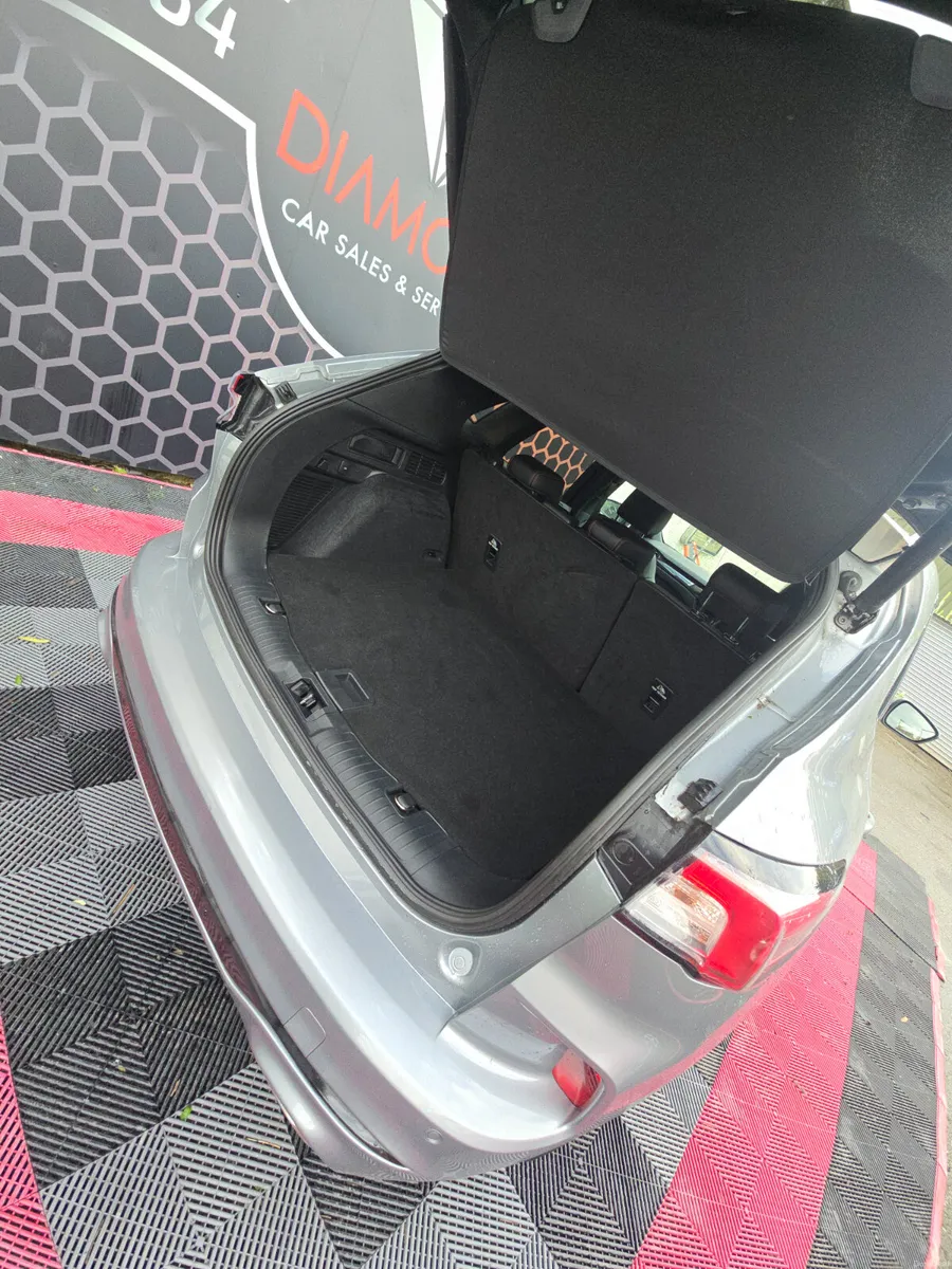 222 FORD KUGA HYBRID 2.5 - Image 4