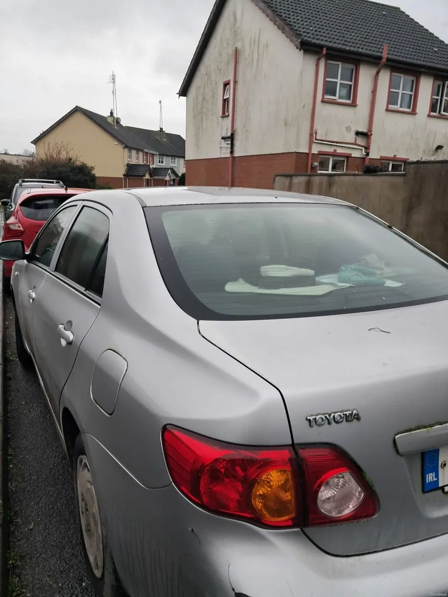 Toyota Corolla 2007 - Image 2