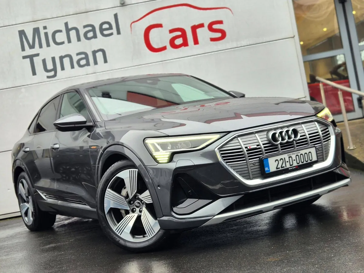 2022 Audi e-tron  55 S Line Sportback, CarPlay - Image 4