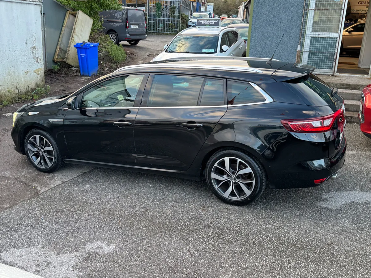 Renault Megane Sport Tourer - Image 4