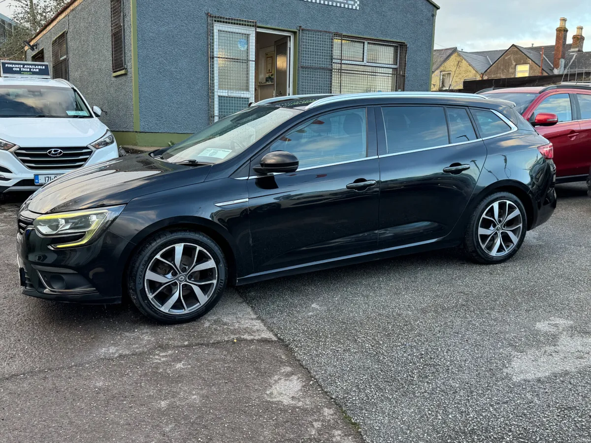 Renault Megane Sport Tourer - Image 3