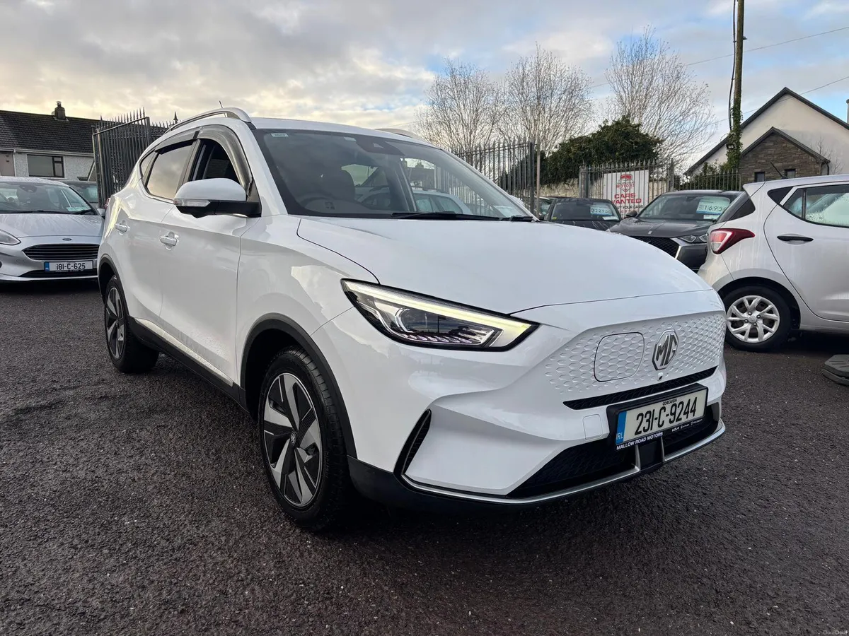 MG ZS 2023  ELECTRIC  STUNNING  SUV - Image 1