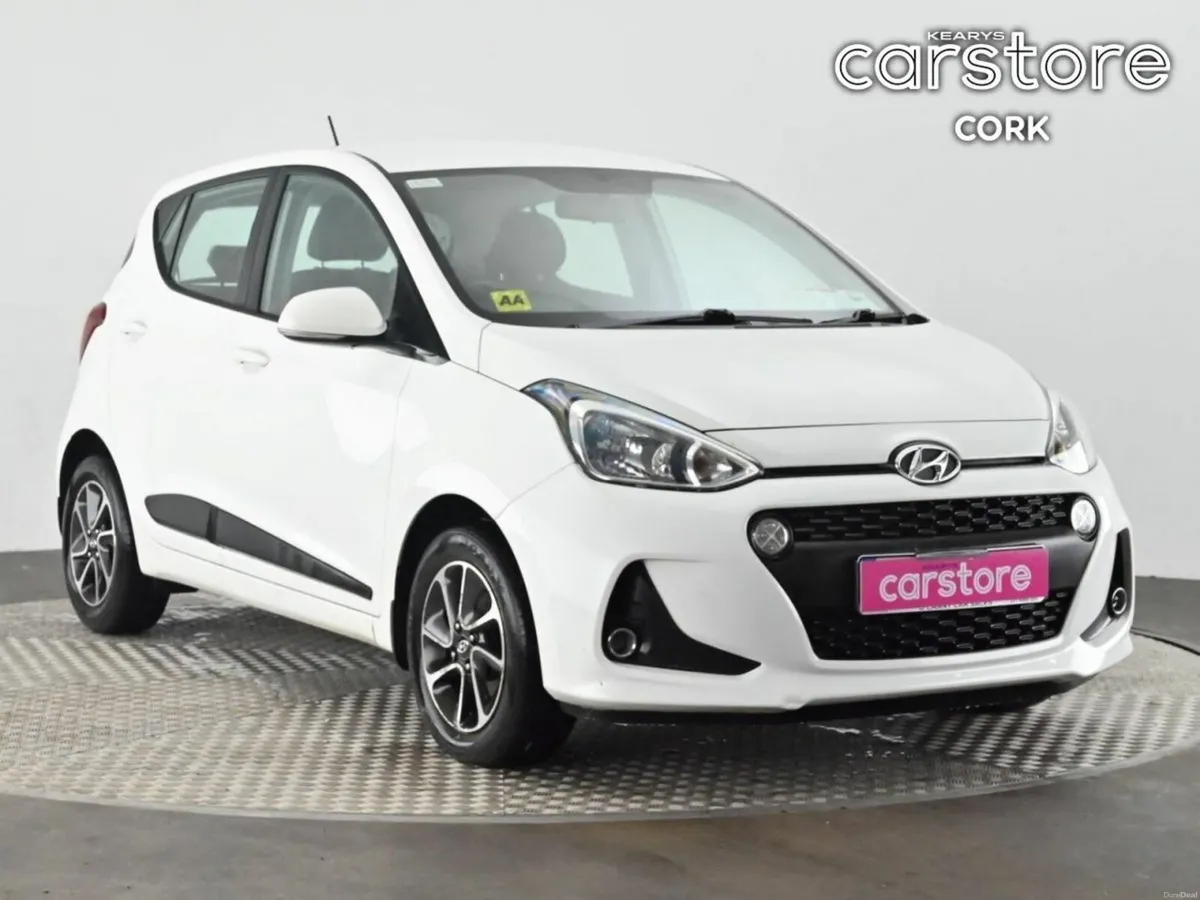 Hyundai i10 1.0 Deluxe Auto - Image 1