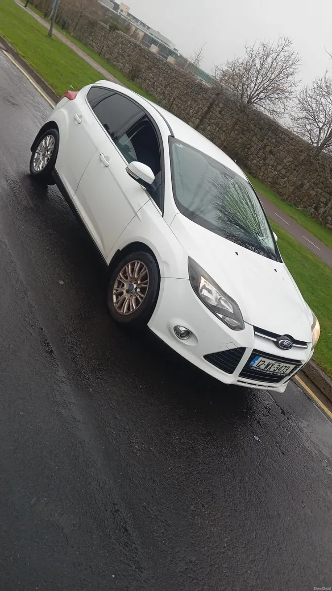 Ford Focus 2012 - Image 4