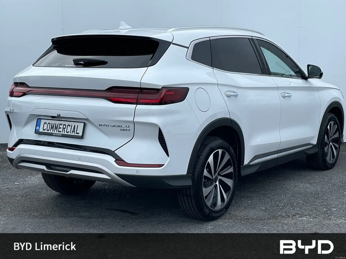 BYD SEAL U SEAL U DM-i BOOST FWD Commercial - Image 4