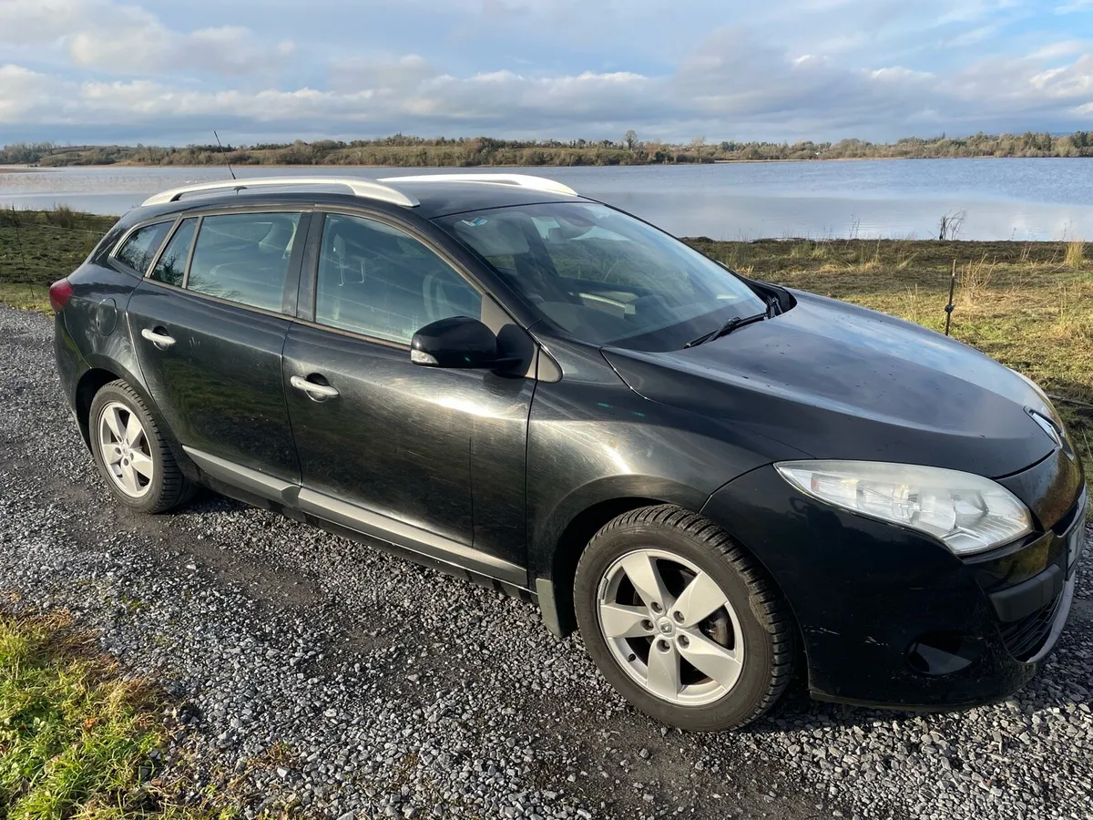 Renault Megane 2011 High Speck TomTom Estate - Image 3