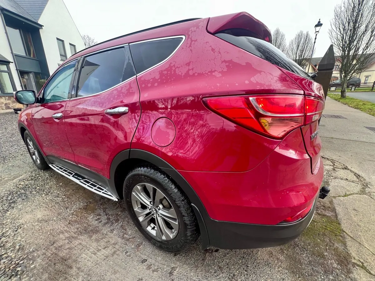 141 Hyundai Santa Fe 4x4 SE €5300 Trade to Clear - Image 1