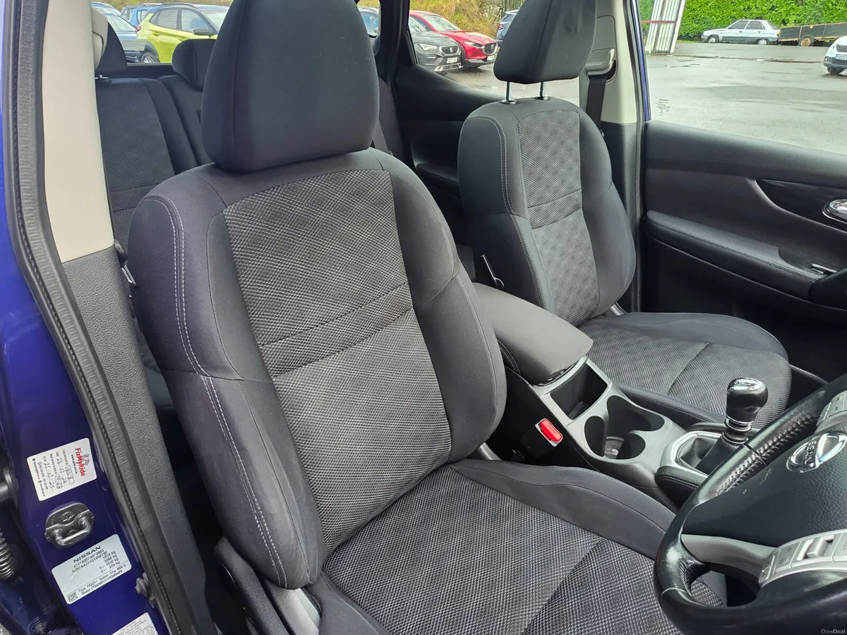 2016 Nissan Qashqai 1.5 DCI N-TEC // PANORAMIC ROO - Image 4