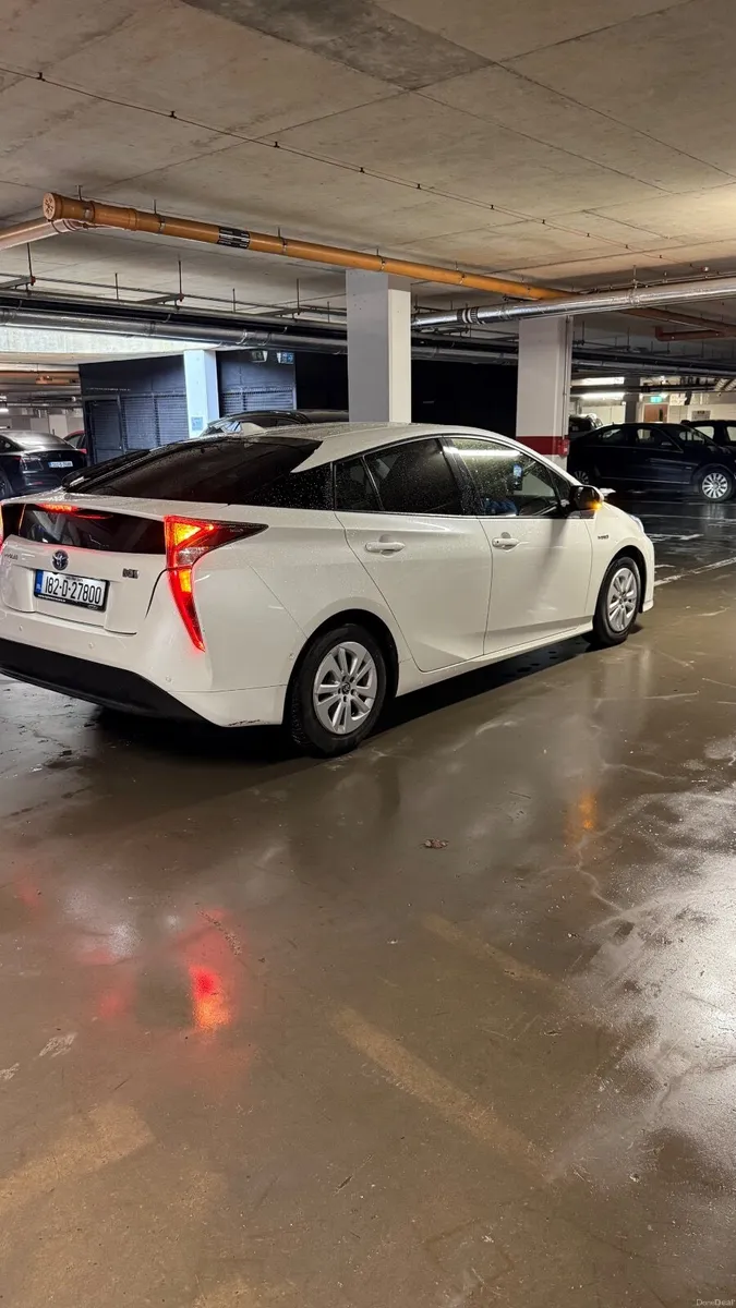 Toyota Prius 2018 - Image 3