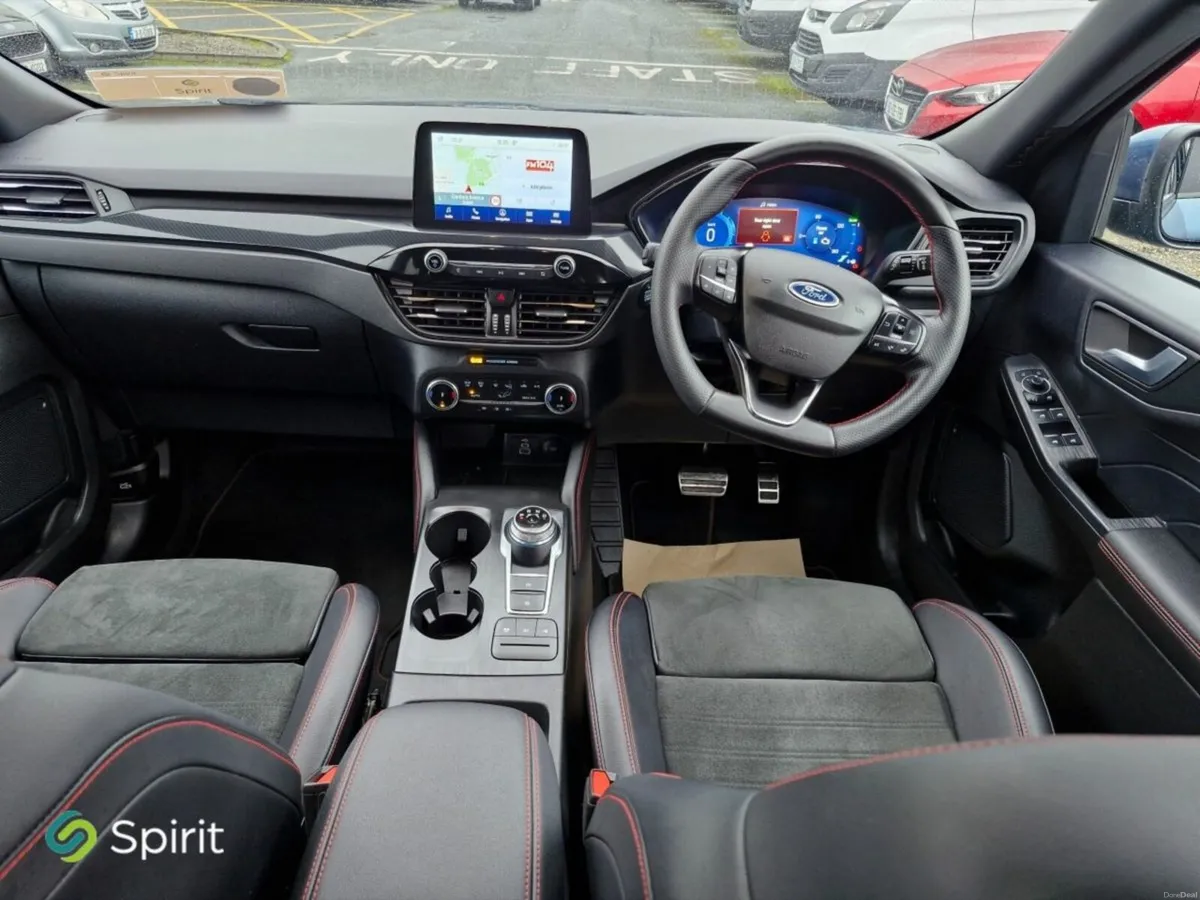 Ford Kuga 2.5 Duratec 225PS PHEV ST-Line Auto - Image 4