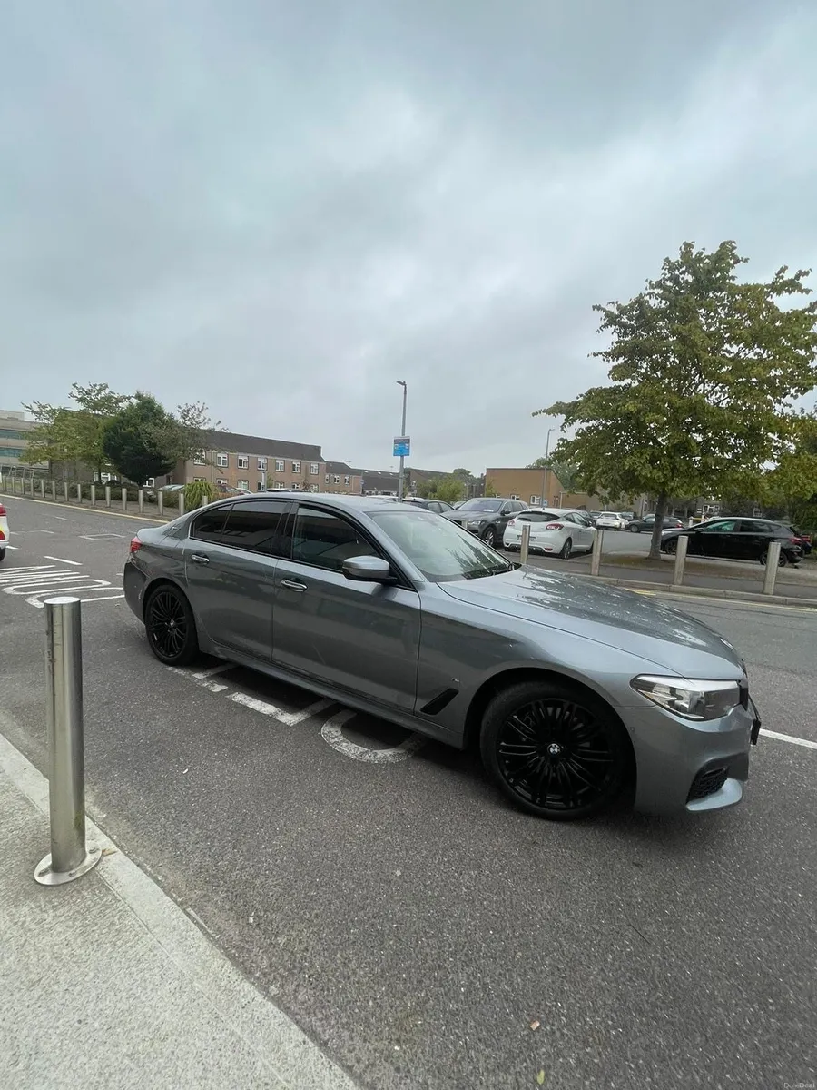 BMW 5-Series 2017 - Image 1