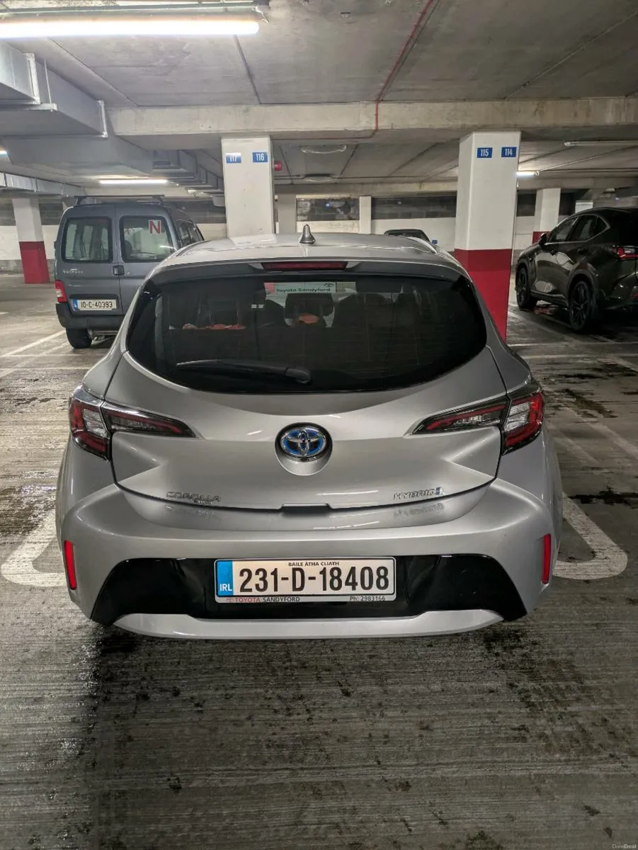 **LOW MILEAGE** Toyota Corolla LUNA H/B 4DR AUTO - Image 4