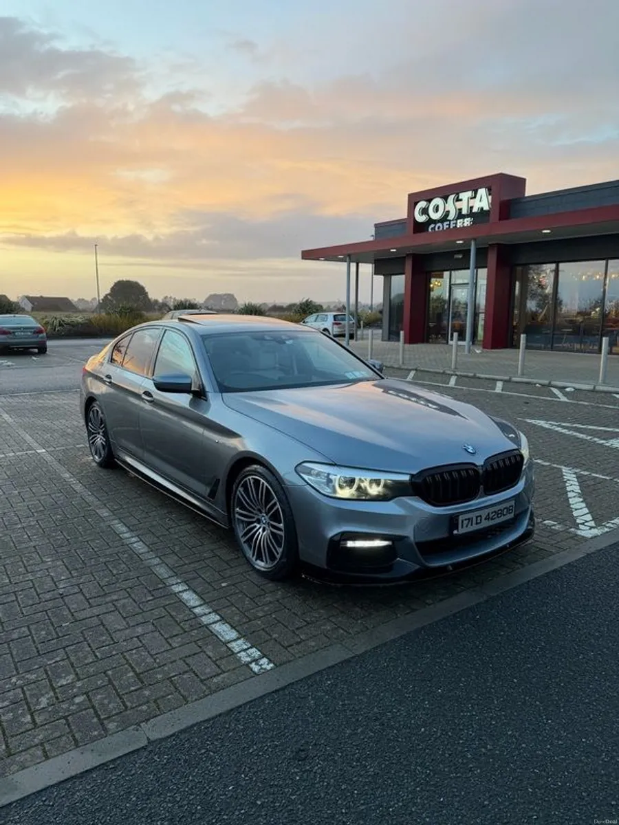 2017 Bmw 5-series - Image 1