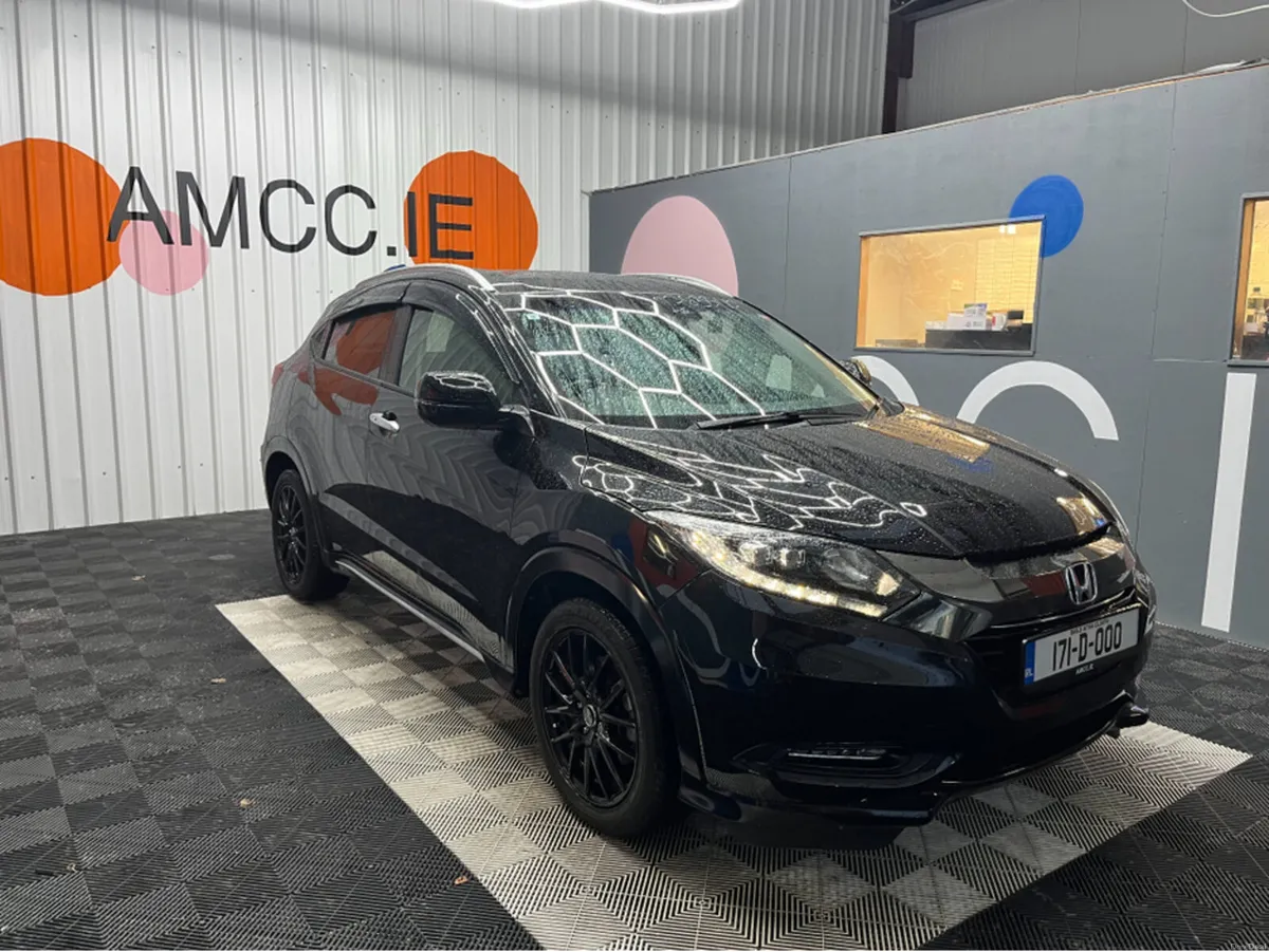 Honda Vezel €17950! 2017 HONDA VEZEL HYBRID Z SENS - Image 1