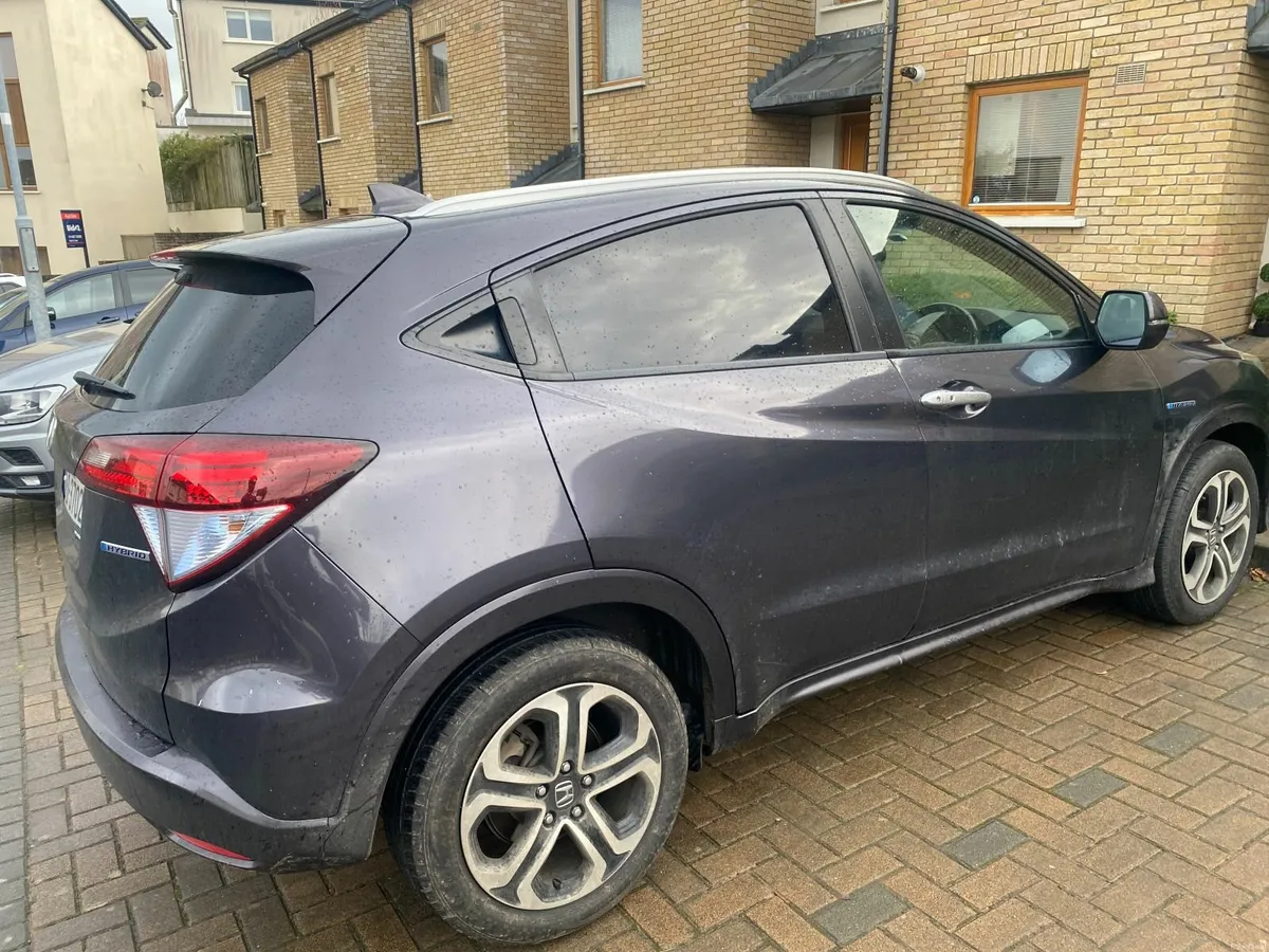 Honda Vezel 2015 - Image 2