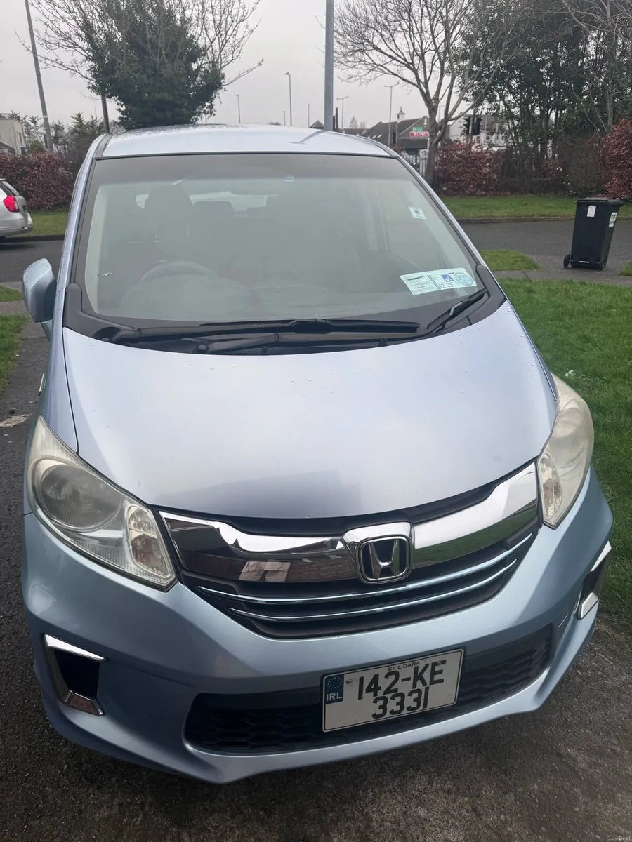 Honda Freed Hybrid 7 Seater - Image 1