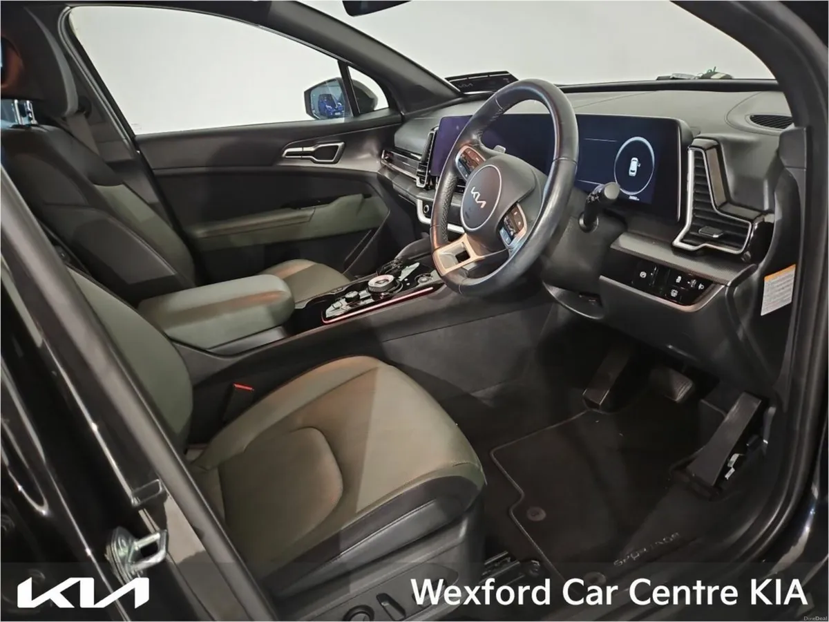 Kia Sportage Anniversary Edition Hybrid - Image 3