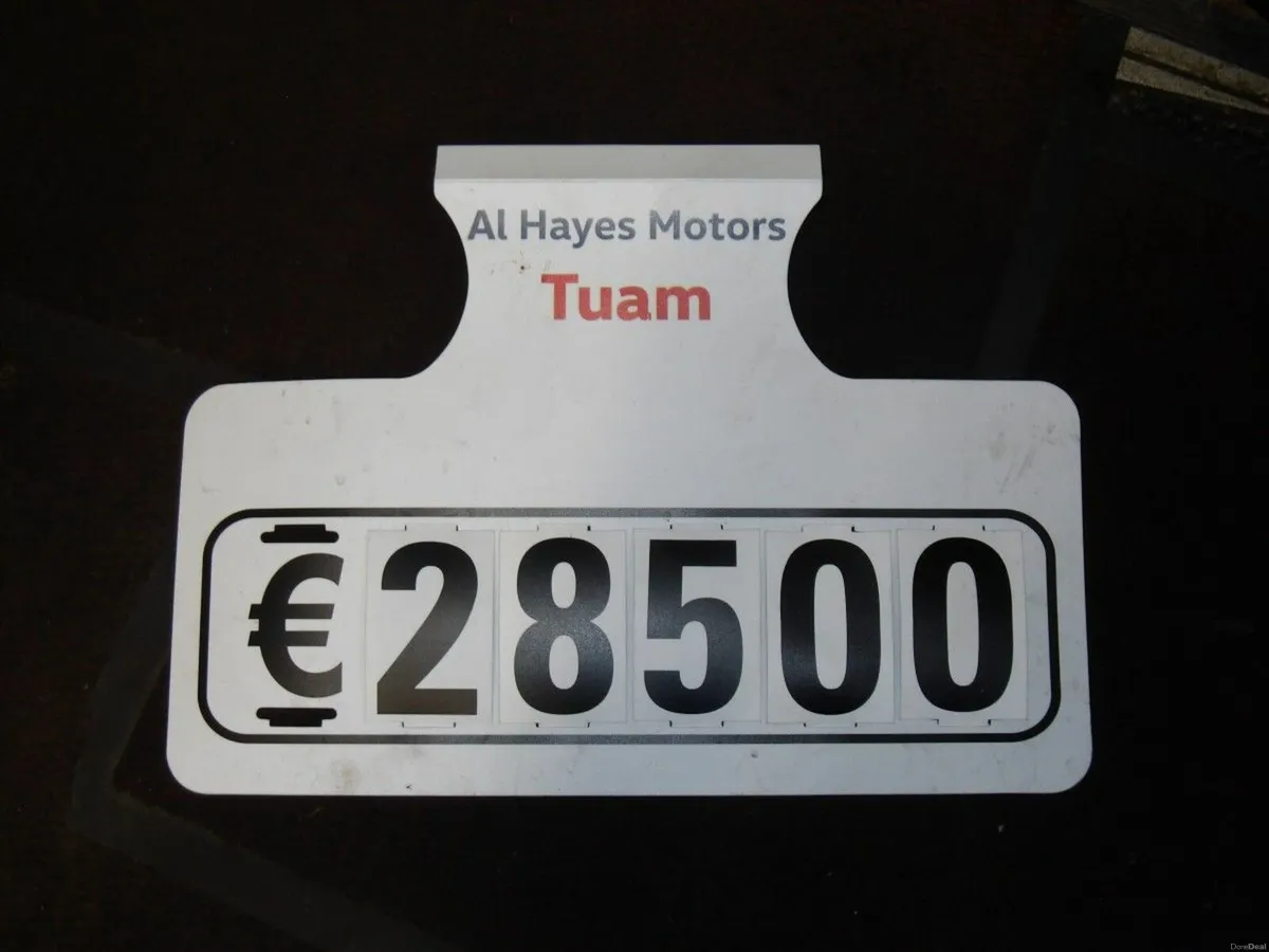 Volkswagen Tiguan HIGHLINE 2.0 TDI 6SPEED 150BHP * - Image 3