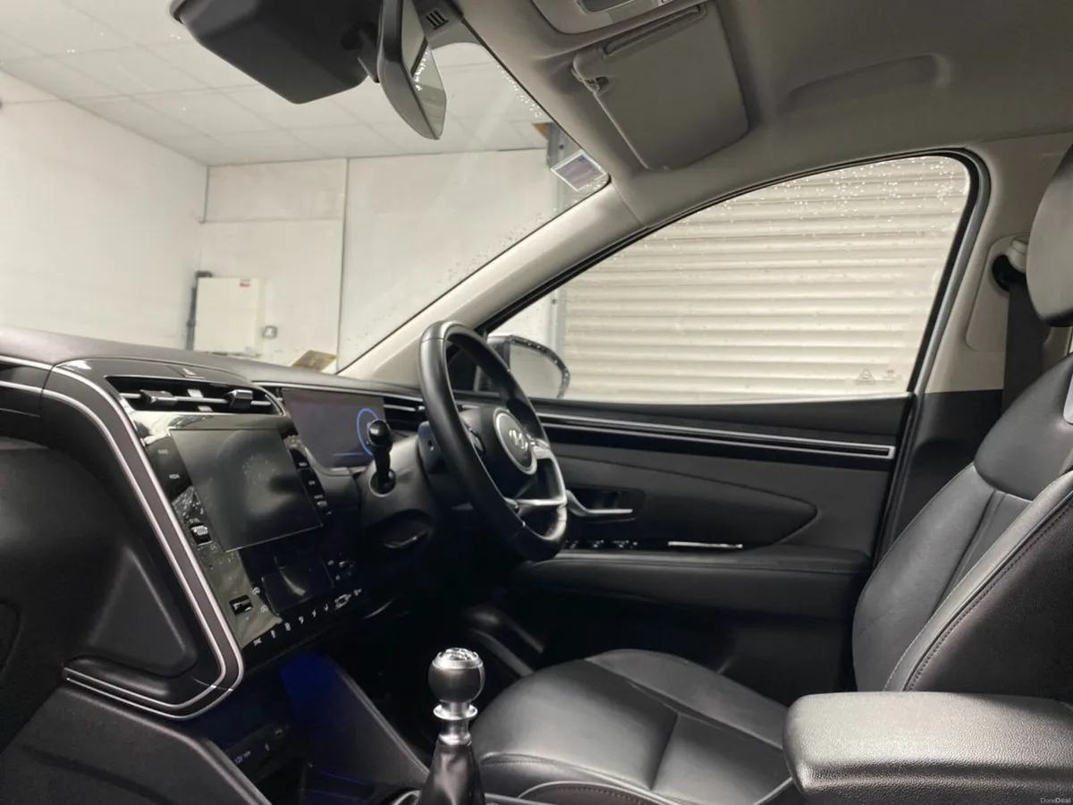 Hyundai Tucson 2WD Executive - Image 3