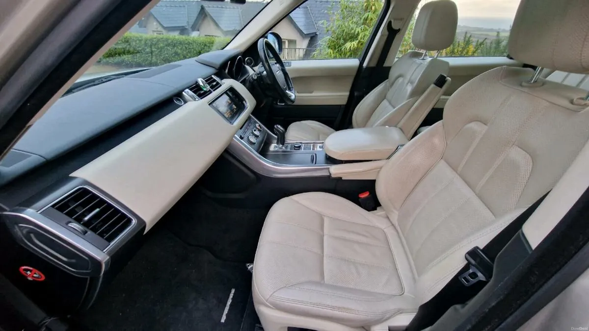 Range Rover Sport HSE - Image 4