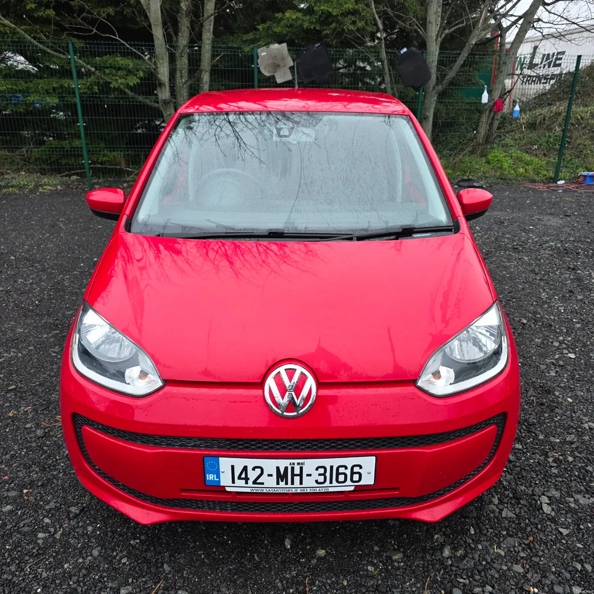VW UP! Automatic 2014 Low Miles - Image 2