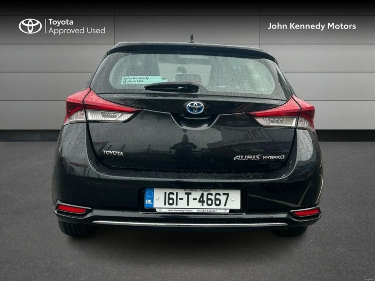 Toyota Auris 1.8 VVT-I HSD BUSINESS EDITION 5DR AU - Image 4