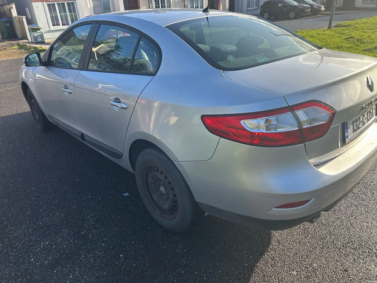132 Renault Fluence - Image 4