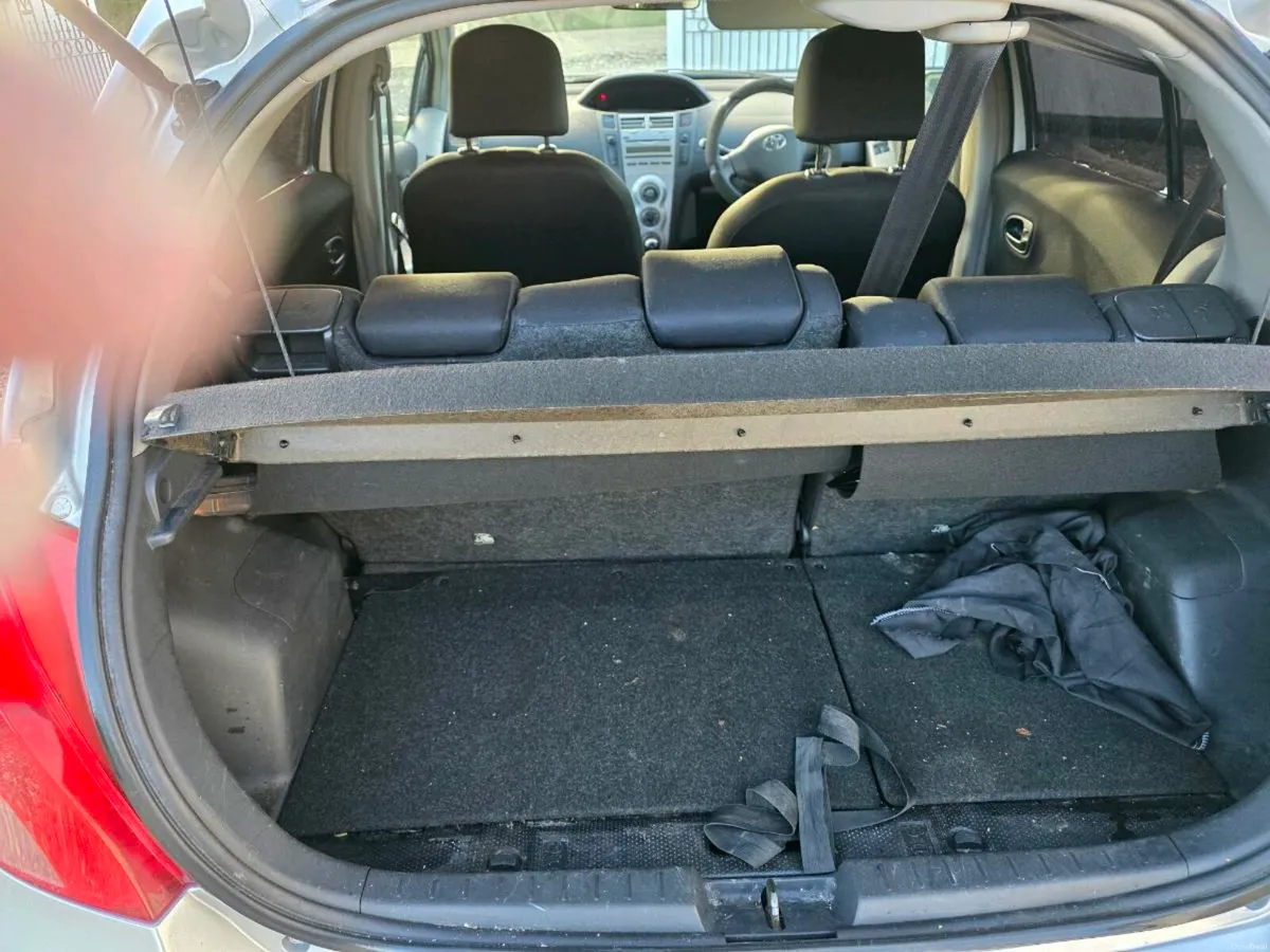 1 liter taxed and tested yaris - Image 4