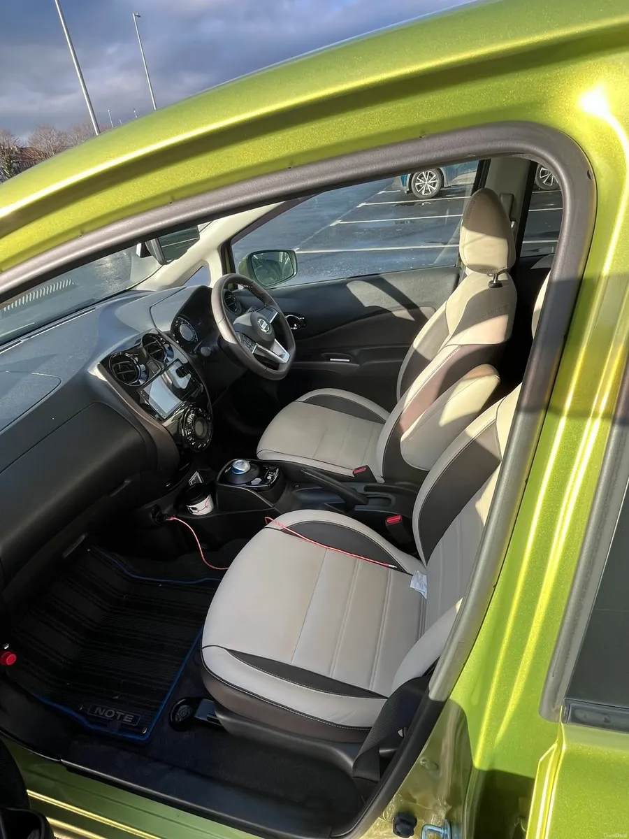 2017 NISSAN NOTE 1.2 Auto Hybrid E-POWER . LOW MIL - Image 4