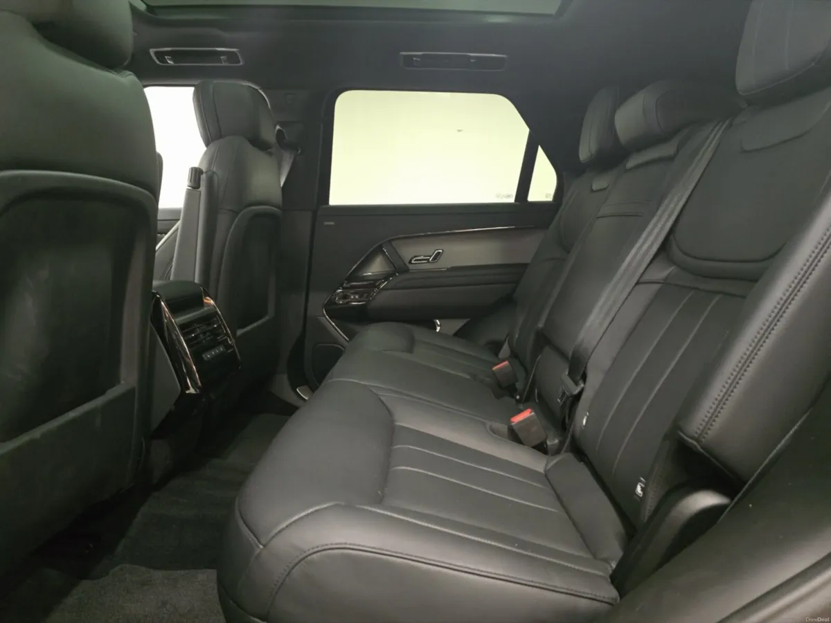 Land Rover Range Rover Sport Estate Dynamic SE - Image 4