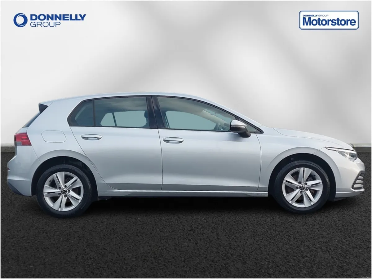 Volkswagen Golf Diesel Hatchback Life - Image 3