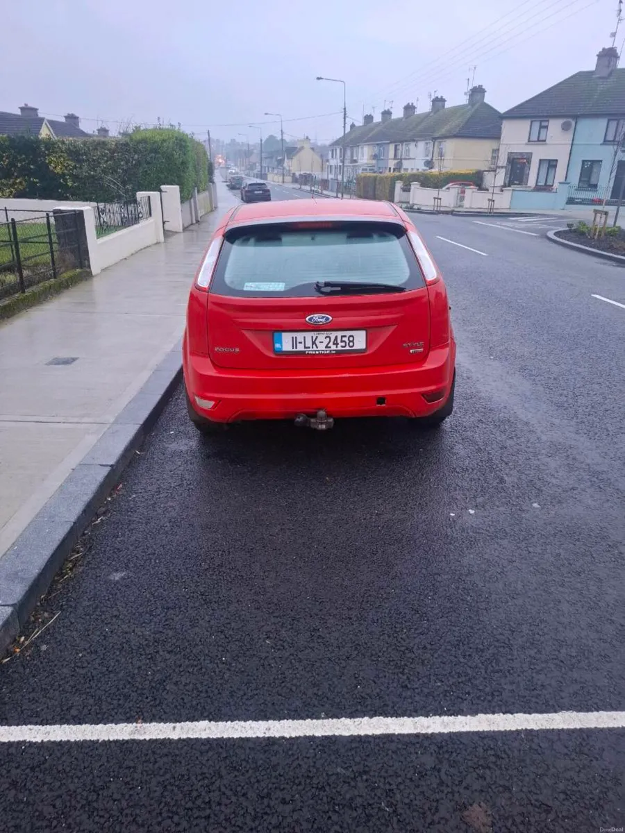 Ford Focus 2011 - Image 4