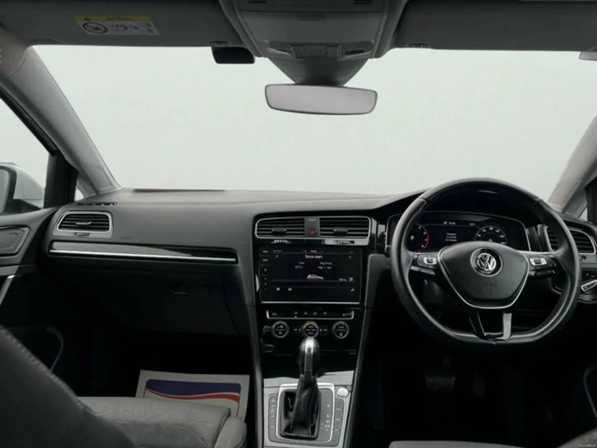 Volkswagen Golf 1.4 TSI HIGH LINE TECH EDITION Aut - Image 2