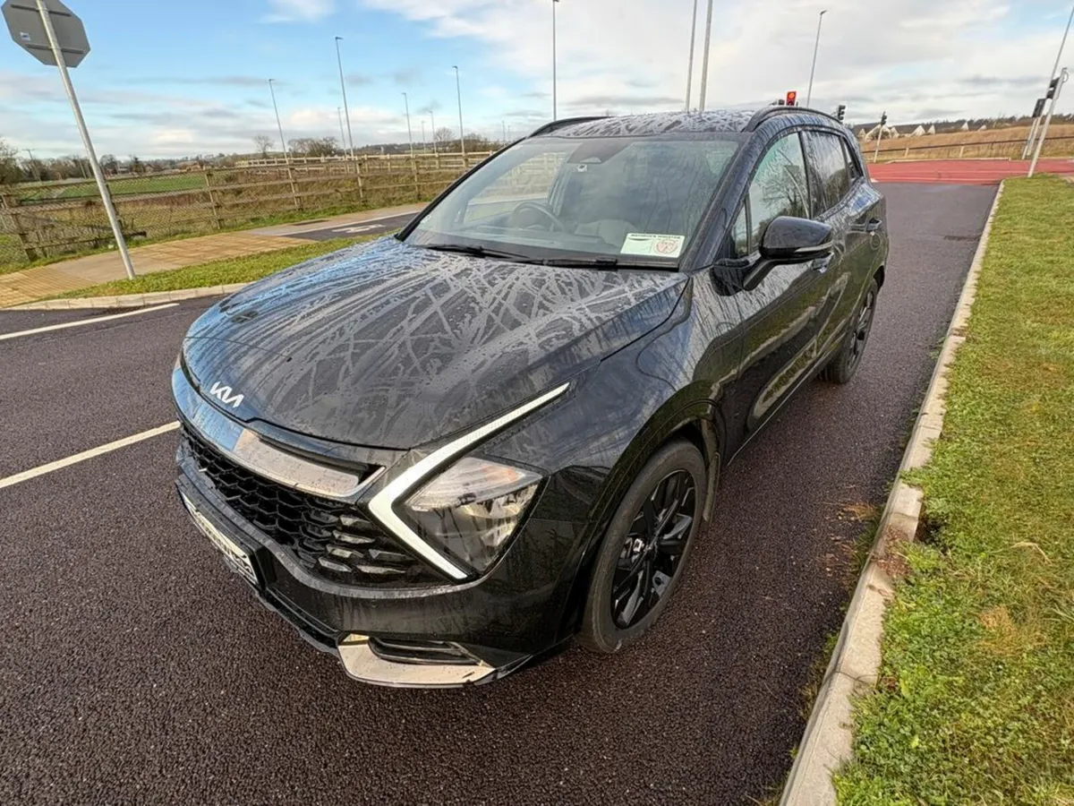 Kia Sportage Phev Anniversary 5DR **WARRANTY TILL - Image 4