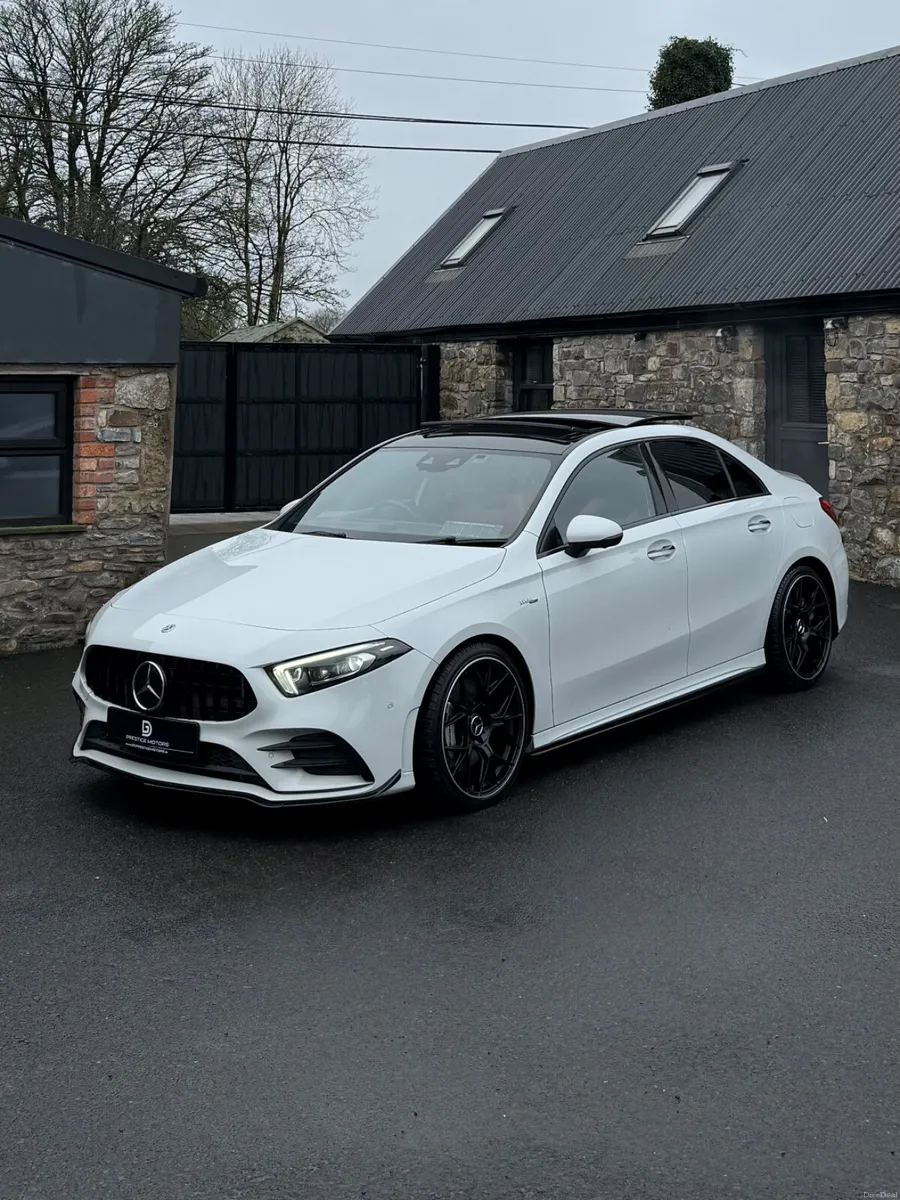 2021 MERCEDES A35 4 MATIC ADVANCED PACKAGE - Image 3
