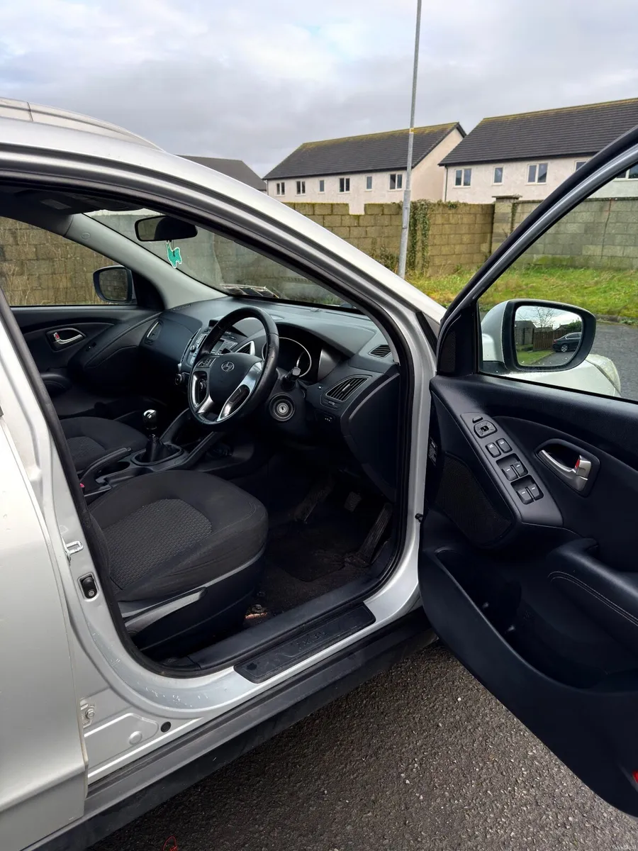 Hyundai ix35 2011 - Image 4