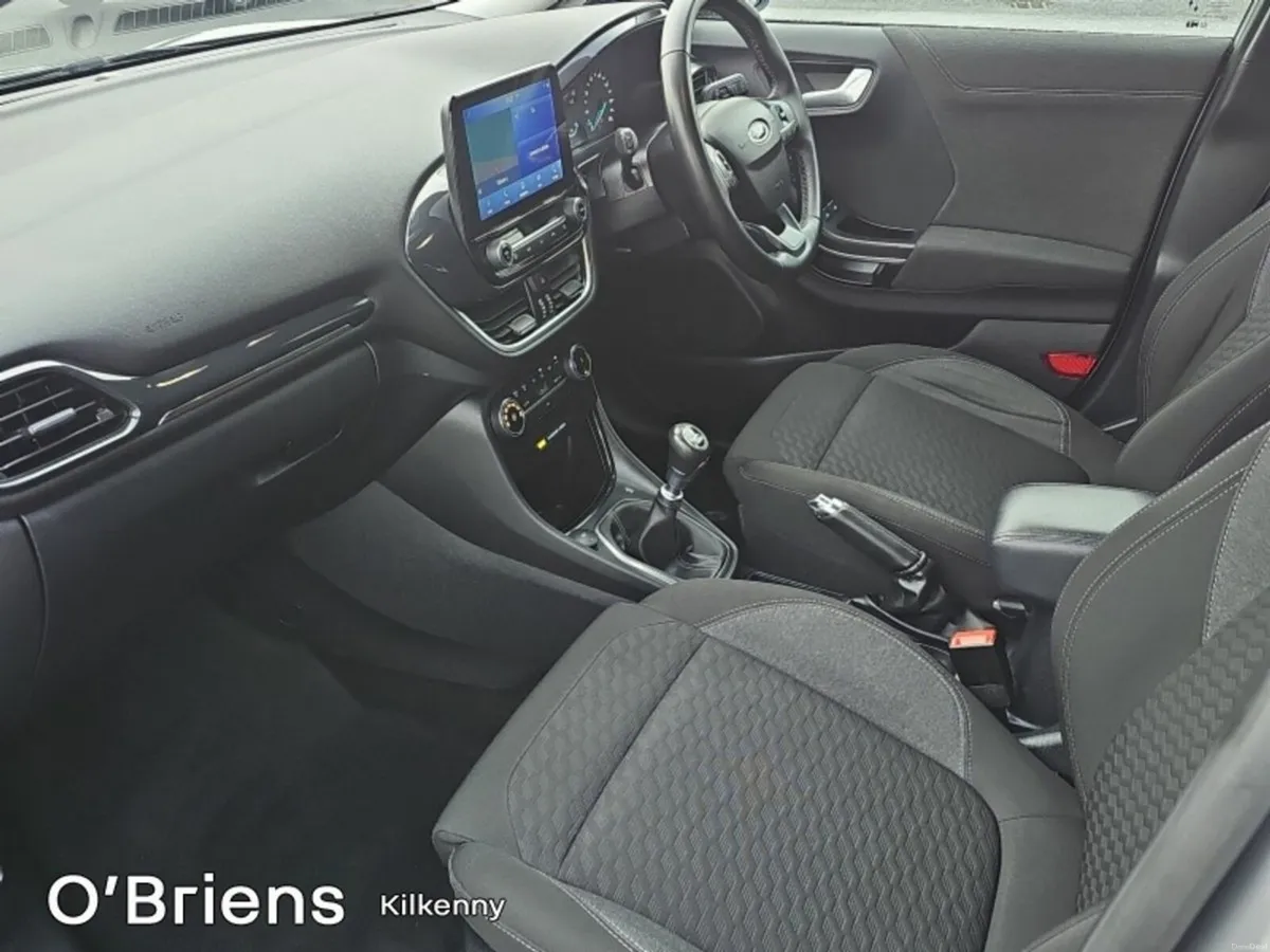 Ford Puma TITANIUM MHEV 1.0T 125 BHP 5DR *1 OWNER - Image 4