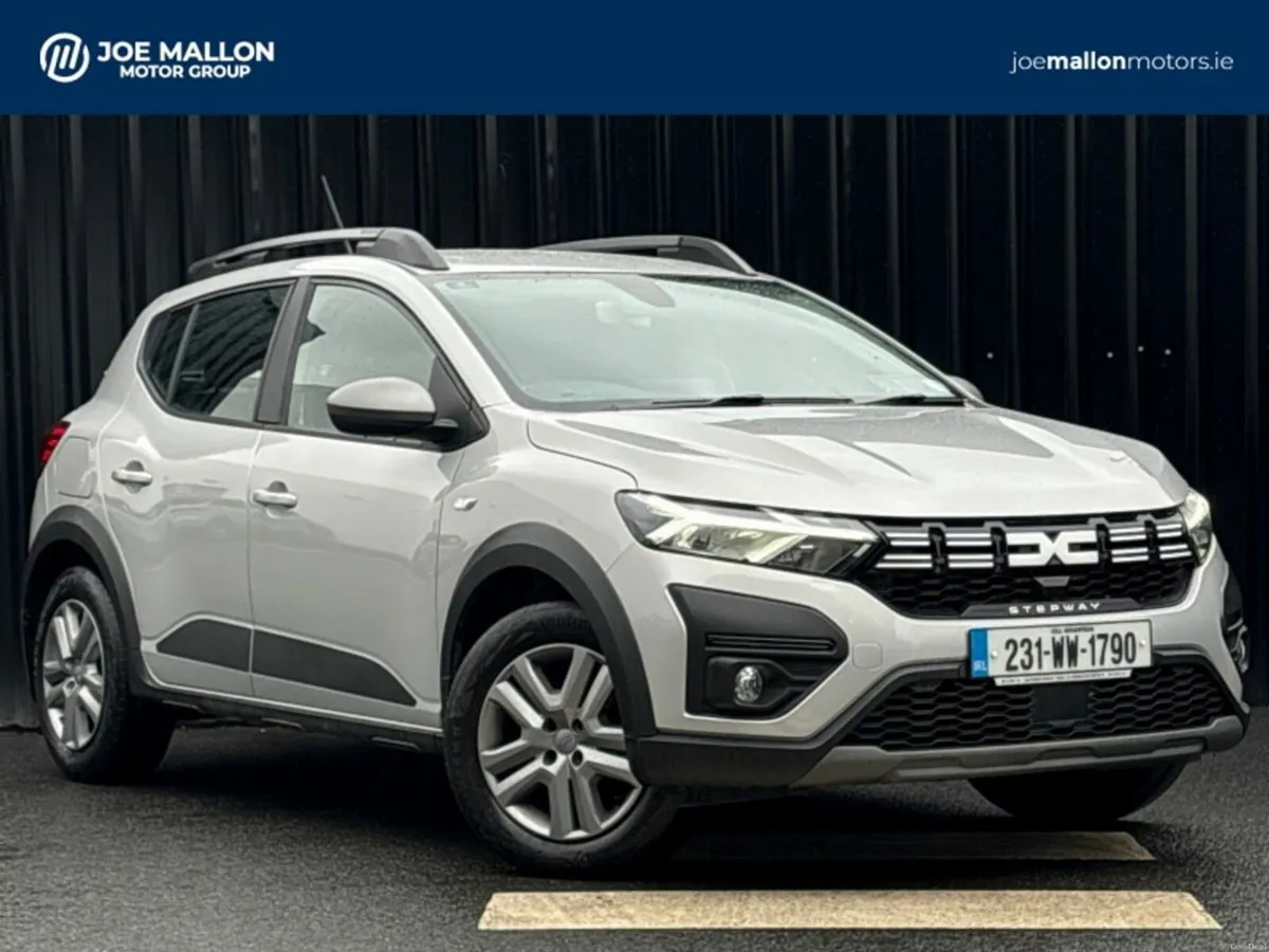 Dacia Sandero Stepway TCe 90 STEPWAY Comfort - Image 1